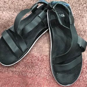 Leather Teva sandals with suede foot bed